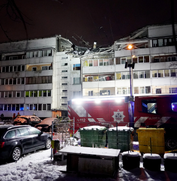 Sprādzienā cietusī māja Rīgā, Bauskas ielā 15.