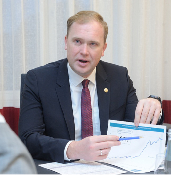 Viktors Valainis: "Zināt, kad Latvijā pēdējo reizi bija pārtikas cenu samazinājums novembrī? 2013. gadā, un pēc tam vairāk nekā desmit gadus cenas šajā mēnesī ir vienmēr paaugstinājušās!"