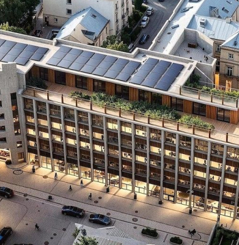 Nams Skolas ielā 21.