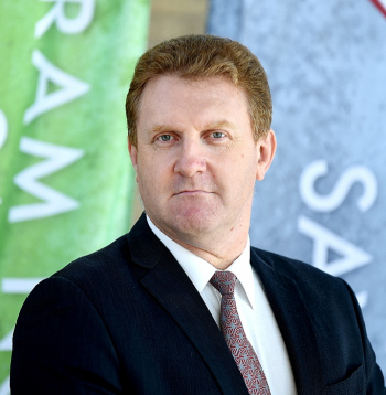 Latvijas Lauku konsultāciju un izglītības centra valdes priekšsēdētājs Mārtiņš Cimermanis: "Zemniekiem ir jābūt iespējai sazināties ar speciālistiem, izrunāt savu problēmu un saņemt atbalstu, padomu, kā radušos problēmu risināt."