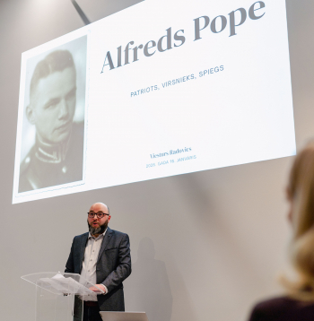 Grāmatas "Vienpatis. Latviešu virsnieka dzīvesstāsts" atvēršanas pasākums. Viesturs Radovics.