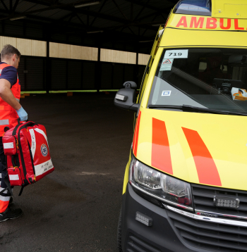 Neatliekamās medicīniskās palīdzības dienests (NMPD).