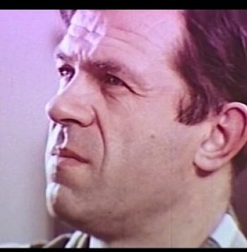 Kadrs no dokumentālās filmas "Ojārs Ābols".