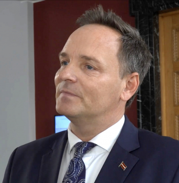 Raivis Kronbergs, Valsts kancelejas direktors.