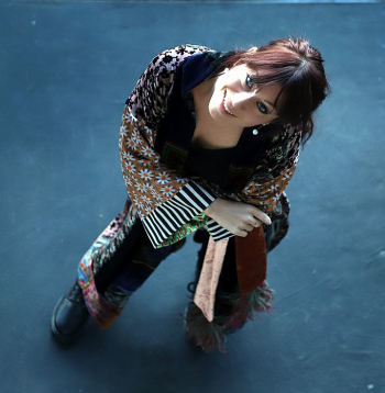 Linda Kalniņa: "Filmas varoņi šķiet tik atpazīstami. Kad veidoju savu tēlu Ivetu – ļoti atšķirīgu no manis gan dzīves pieredzē, gan savās izpausmēs –, mūsu producents arī teica, jā, jā, es tādas Ivetas pazīstu…"