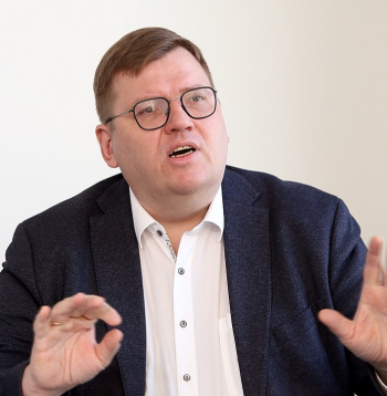 Juris Pūce: "Zaļo un zemnieku savienības līderi 2018. gadā faktiski atklāti mums piedāvāja līdzīgu darījumu – palīdziet mums nonākt valdībā un mēs atbalstīsim partnerattiecību regulējumu un Stambulas konvencijas ratifikāciju."