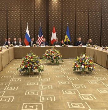 Ženēvā noslēgusies Ukrainas, ASV un Krievijas sarunu pirmā diena.