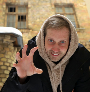 Elmārs Seņkovs: "Varbūt mūsu izrādē būs mazliet hiperbolizētas lietas, bet uz skatuves būs mūsu laiks un šodienas varoņi."