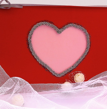 Apsveikuma kartīte.