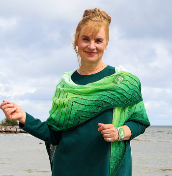 Adīts plecu lakats.