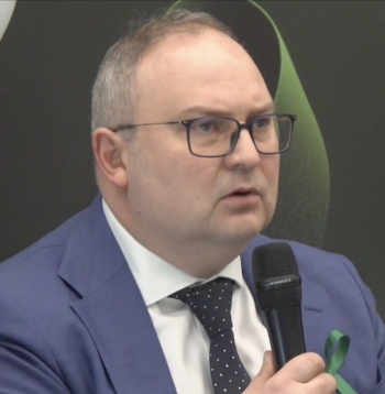 Māris Taube, Rīgas Stradiņa universitātes Psihosomatiskās medicīnas un psihoterapijas katedras vadītājs. Māris Taube, Rīgas Stradiņa universitātes Psihosomatiskās medicīnas un psihoterapijas katedras vadītājs.