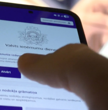 Jaunā aplikācija “Mans VID” sola būtiski atvieglot ikdienas saziņu ar Valsts ieņēmu dienestu. Jaunā aplikācija “Mans VID” sola būtiski atvieglot ikdienas saziņu ar Valsts ieņēmu dienestu.
