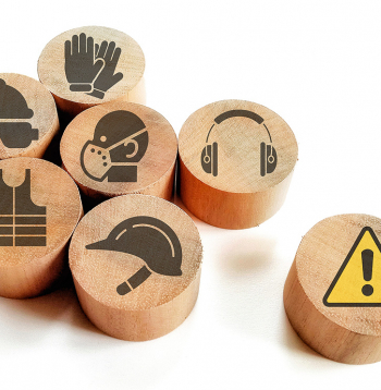 Arodslimības statusu vērts noformēt arī vecuma pensijas saņēmējiem, jo valsts apmaksās ar šīs slimības ārstēšanu un ar rehabilitāciju saistītos izdevumus.