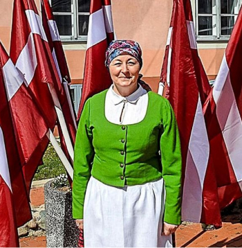 Limbažu kultūras nama vadītāja Arta Zunde. Limbažu kultūras nama vadītāja Arta Zunde.