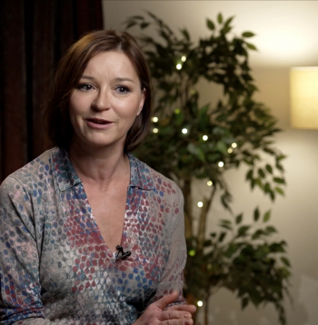 Dziedātāja Marija Naumova.