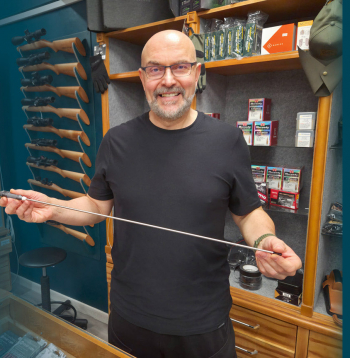 Veikala "angelarms.eu" īpašnieks Juris Kušķis uzskata, ka boroskops pamazām kļūst par moderna mednieka aprīkojuma neatņemu sastāvdaļu.