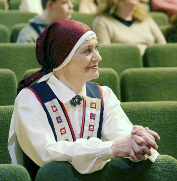 Viesītes kultūras nama "Sēlija" vadītāja Raisa Vasiļjeva. Viesītes kultūras nama "Sēlija" vadītāja Raisa Vasiļjeva.