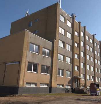 Rīgas Tehniskās universitātes Liepājas akadēmijas dienesta viesnīca.