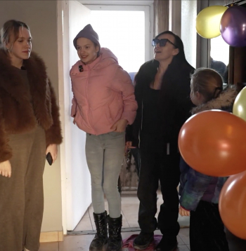 Bindri jaunajās mājās.