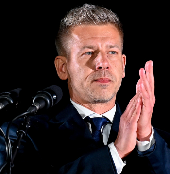 Ungārijas parlamenta vēlēšanās uzvarējušās Cieņas un brīvības partijas ("Tisza") līderis Pēters Maģars svētdien uzsvēra valsts vietu Eiropā. "Ungārija tūkstoš gadus ir atradusies Eiropā un tur arī paliks," paziņoja Maģars.