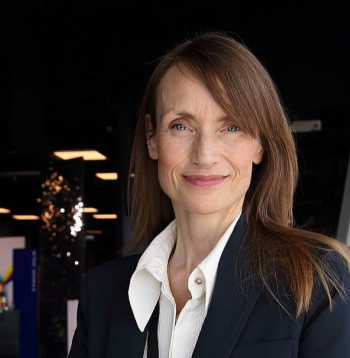Hanne Klinte: "Atjaunīgās enerģijas projekti, ja pašvaldības tos izmanto gudri, var palīdzēt stiprināt vietējo kopienu vai tieši pretēji – to pazaudēt."