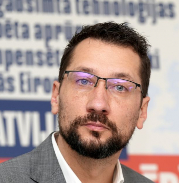  Rīgas Stradiņa universitātes docents Ainis Dzalbs. 