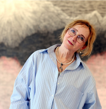 Laima Puntule: "Nevēlos būt atkarīga no tā, vai manas bildes pērk. Tas ir koks ar diviem gadiem. Tev pērk, un tu ražo, jo tu ražo, ko pērk."