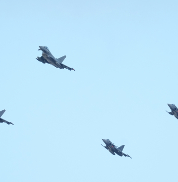 Iznīcinātāji gaisā. Ilustratīvs attēls.