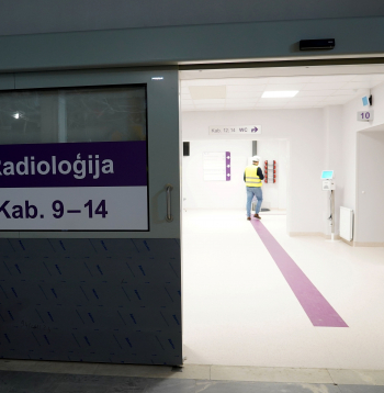 Rīgas Austrumu klīniskās universitātes slimnīcas viena no nodaļām. Attēlam ir ilustratīva nozīme, medijiem nav informācijas, kurās telpās notika nelaime.
