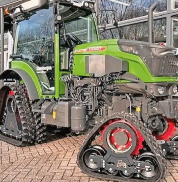 'Hegro Tracks' traktors.