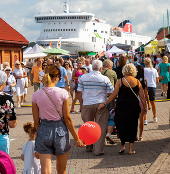 Organizatoram rūpīgi jāizvērtē, vai viņa vēlme iemūžināt svētkus nav pretrunā ar cilvēka tiesībām uz privāto dzīvi.