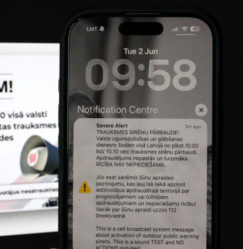 Šūnu apraides paziņojums, lai informētu par to, ka Valsts ugunsdzēsības un glābšanas dienests visā valstī uz trim minūtēm iedarbinās trauksmes sirēnas.