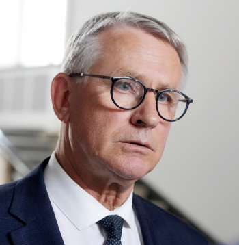 Kultūras ministrs Nauris Puntulis pirms Ministru kabineta sēdes.