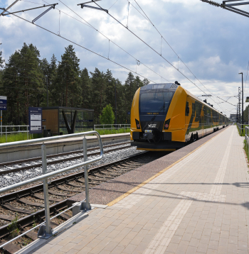 Mobilitātes punkts pie dzelzceļa stacijas "Vecdaugava" Rīgā.