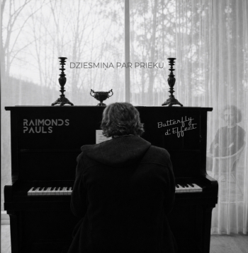 Raimonda Paula "Dziesmiņas par prieku" aranžējuma publicitātes foto.