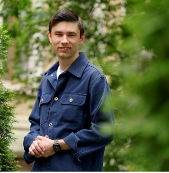 Artūrs Švarcbahs: "Galvenais ir uzturēt spēkā latviešu dziedāšanas fenomenu, kopā dziedāšanu, tāpēc jāļauj dziedāt absolūti visiem, kas vien to vēlas."
