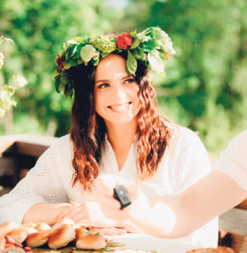 Žurnāliste Nikija Krīvāne.