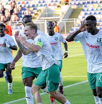 Eduards Dašķevičs un pārējie "Audas" futbolisti sarūpējuši vienu no lielākajiem pārsteigumiem Latvijas klubu futbola vēsturē.