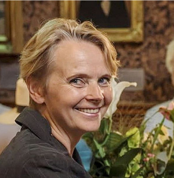 Anda Munkevica: "Saskarsmē ar mammu, kas arī ir simtprocentīga kurzemniece, jūtu, ka ir kaut kas tāds, kas ir tikai kurzemniekiem piederīgs." Anda Munkevica: "Saskarsmē ar mammu, kas arī ir simtprocentīga kurzemniece, jūtu, ka ir kaut kas tāds, kas ir tikai kurzemniekiem piederīgs."