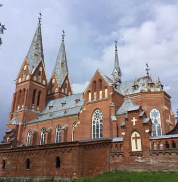 Viļakas katoļu baznīca ir pierobežas lepnums – monumentāla arhitektūra
un spraiga ticības dzīve.