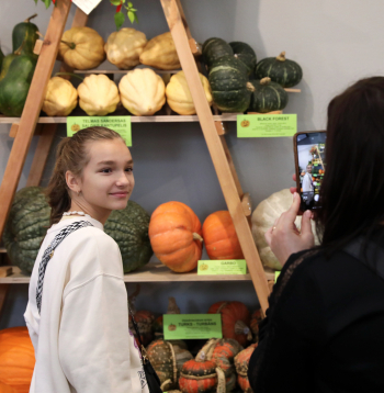 Izstāde "Ķirbjaugi un paprika 2023" Latvijas Dabas muzejā.