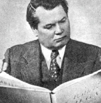 Jānis Vītoliņš ar baleta "Ilga"
partitūru.