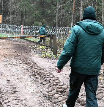 Latvijas teritorijā Baltkrievijas vai Krievijas pierobežā Valsts robežssardze regulāri notver nelegālos migrantus.