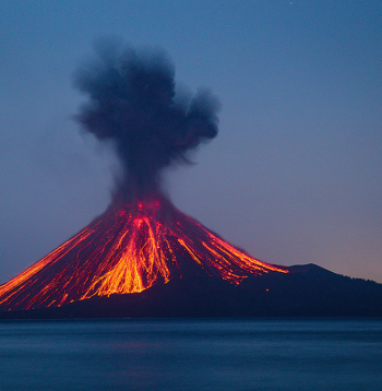 Anaka Krakatau izvirdums.