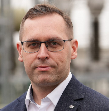 Rolands Irklis, "Augstsprieguma tīkla" valdes priekšsēdētājs: "Jau šobrīd Baltijas valstu energosistēma ir gatava veikt ārkārtas sinhronizāciju ar Eiropas energosistēmu, ja šāda nepieciešamība rastos."