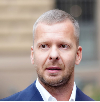 Aleksejs Rosļikovs.