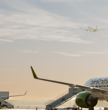 Rīgas lidosta. "airBaltic". 
