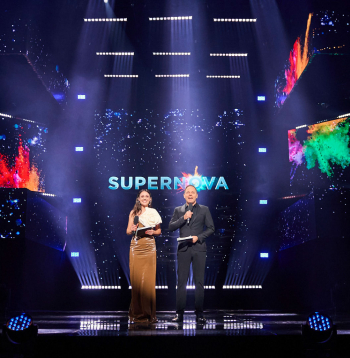 "Supernova".