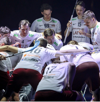 Vēsu prātu, karstu sirdi – ar šādu moto Latvijas florbola izlase pasaules čempionātā Malmē pirmo reizi spēja iekļūt labāko četru komandu vidū.