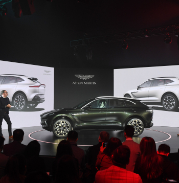 Aston Martin DBX. 